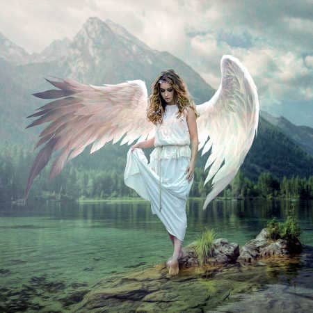 Engel der Heilung geht übers Wasser